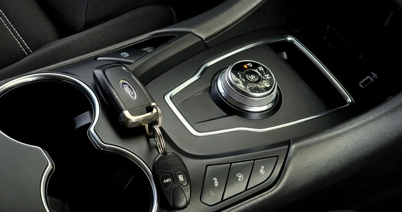 Ford Mondeo cena 68900 przebieg: 183400, rok produkcji 2020 z Iława małe 704